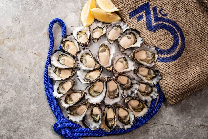 A display of Sydney Rock Oysters from East 33. 