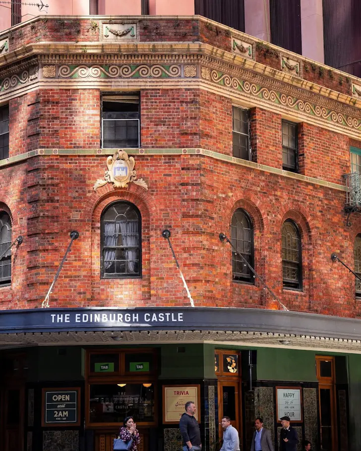 Edinburgh Castle Hotel