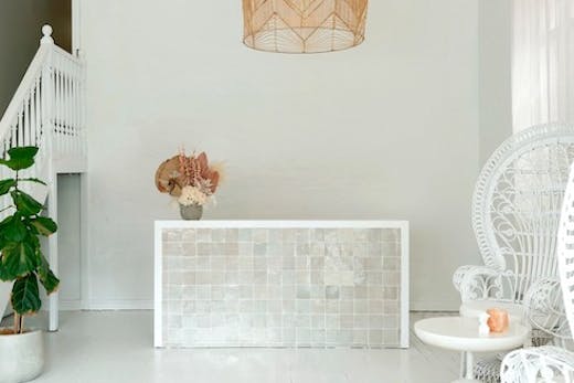 white interior at Fleur Rejuvenation