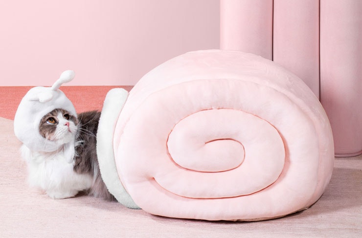 A snail-inspired cat bed