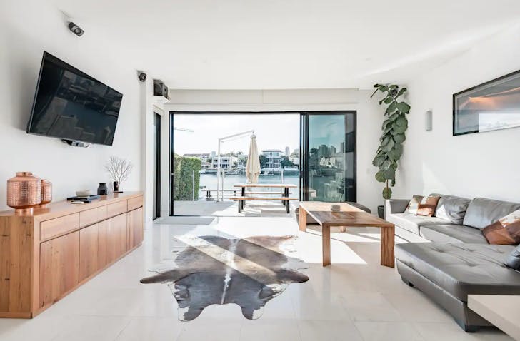 a waterfront surfers paradise airbnb