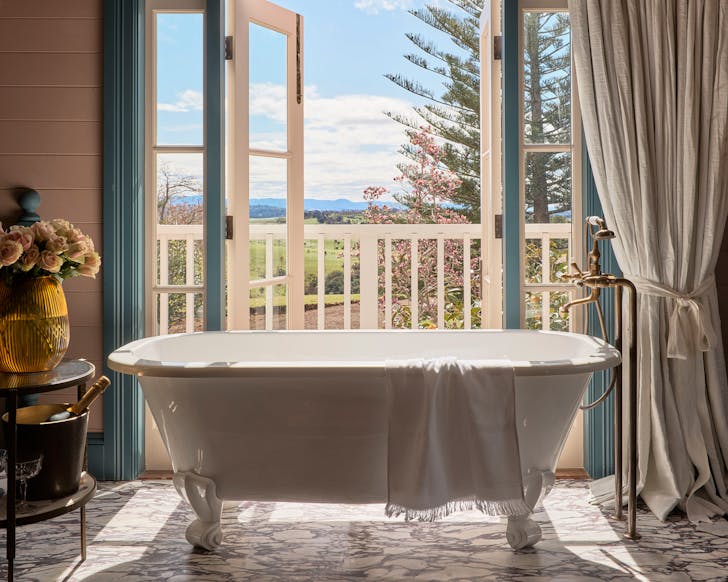 A large tub with a view at Greyleigh, one of the best hotels in NSW