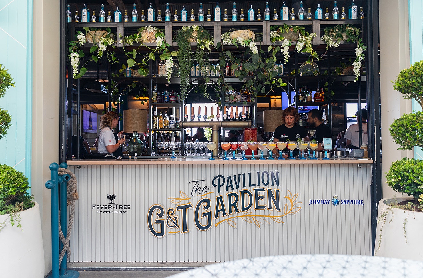 The pop up G&T Bar from the outside, looking enticing.