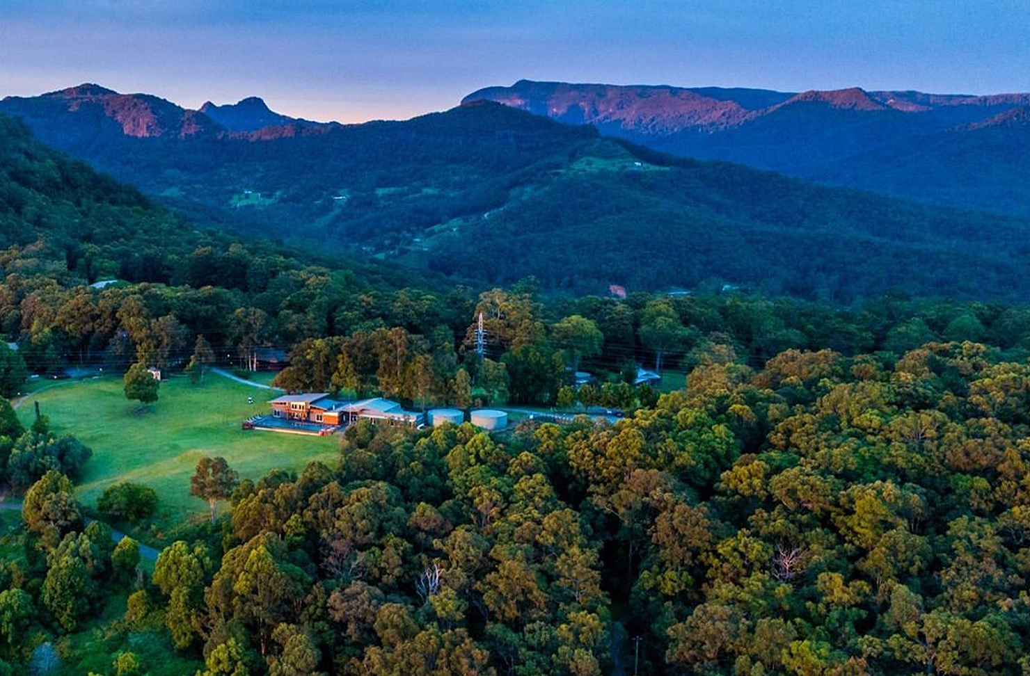 aerial image of gwinganna resort