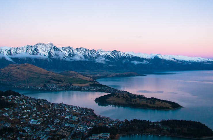 Thinks To Do Queenstown Skiing Urban List