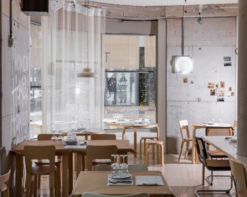 interior of homer rogue taverna cronulla