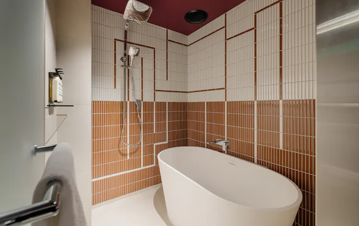 bathroom in room at hotel indigo