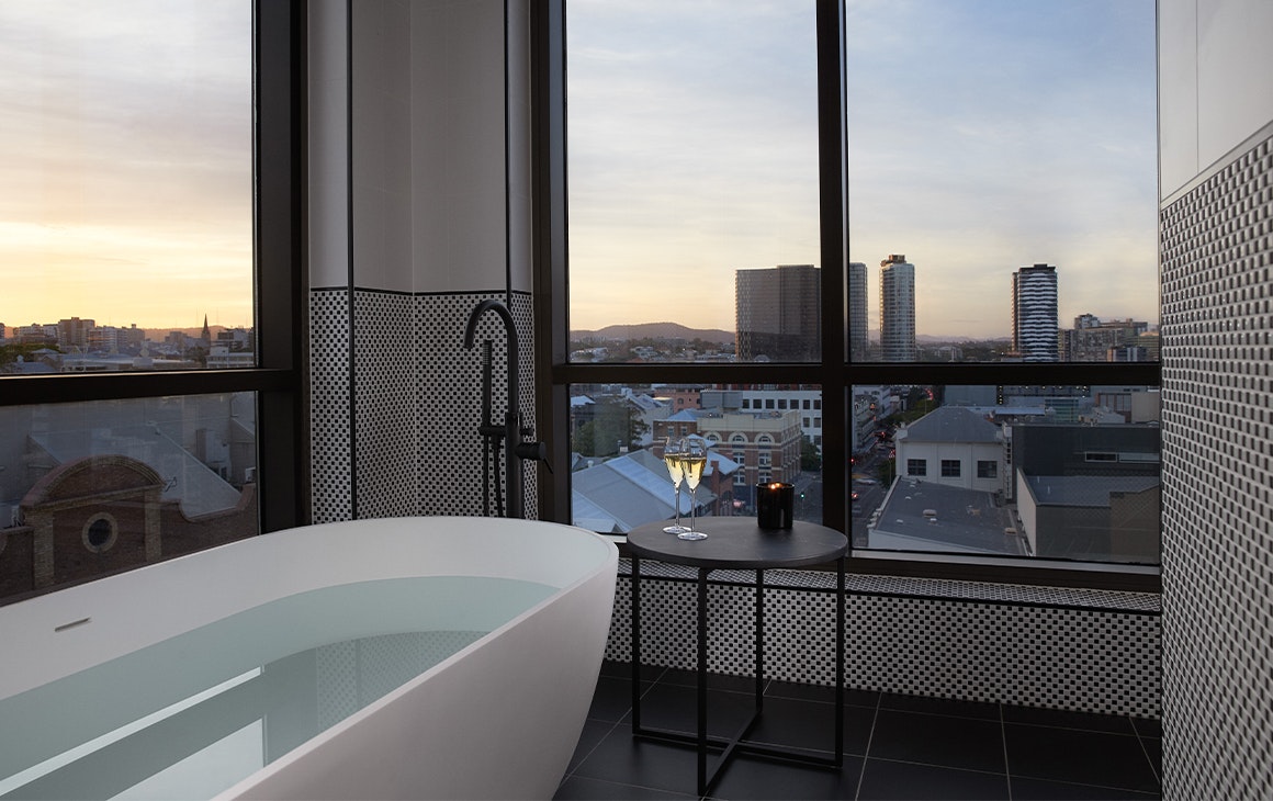 hotel x brisbane