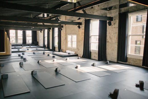 humming puppy yoga studio in sydney