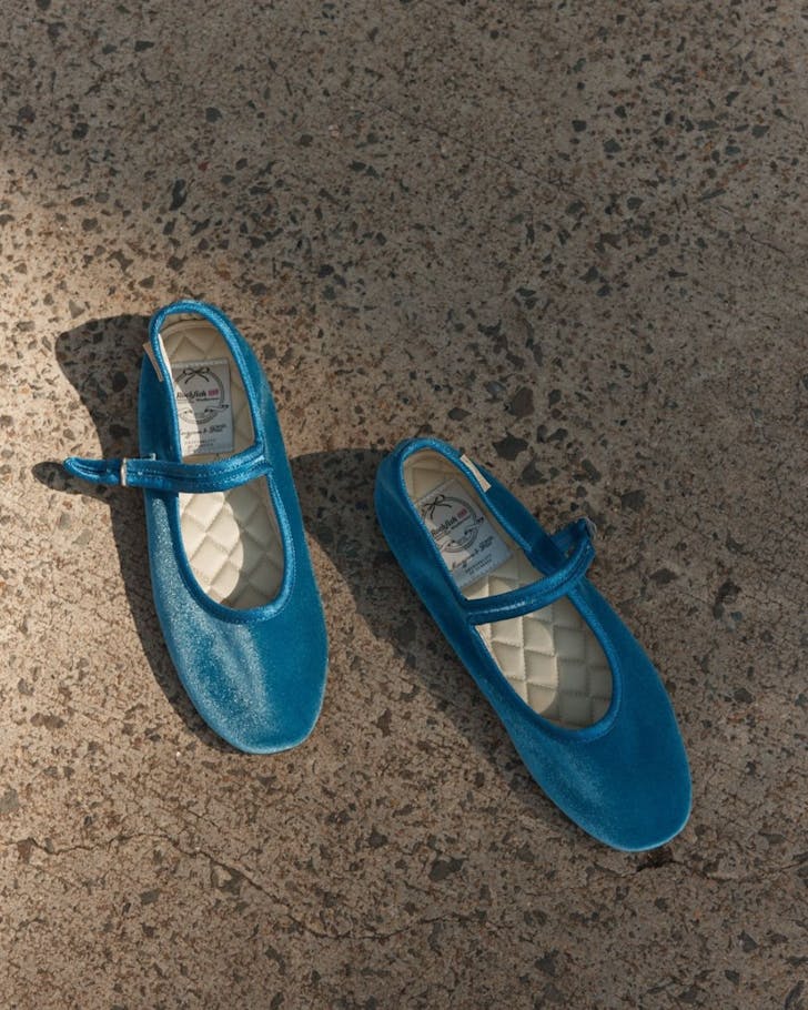 Incu warehouse sale Sydney