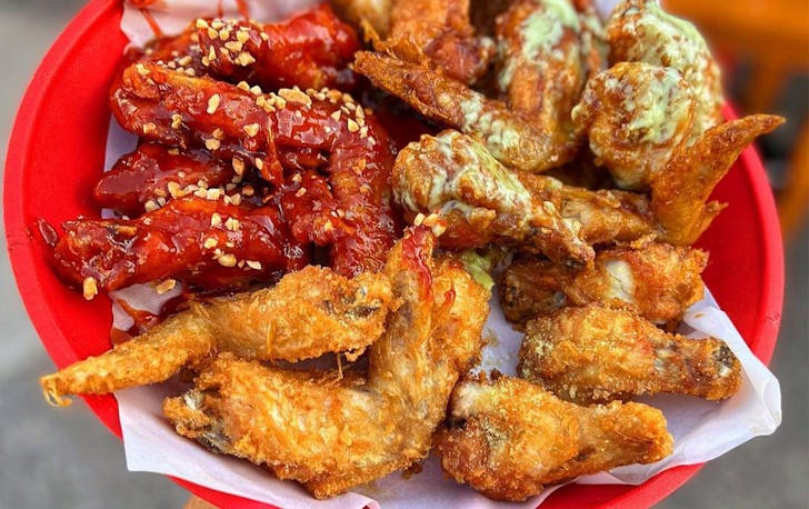 a basket of chicken wings