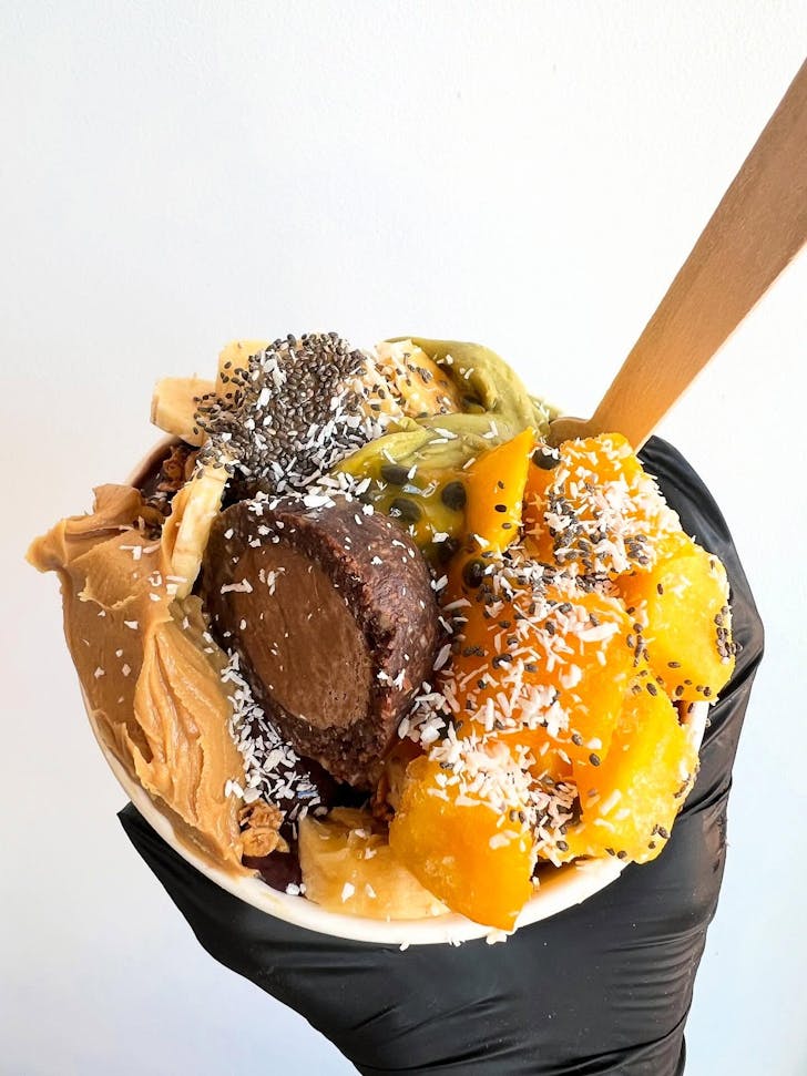 Perth acai bowl from Infus'd Clarkson North of the river acai