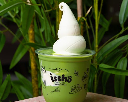 matcha soft serve from issho a haymarket japanese cafe and matcha dessert house in sydney 