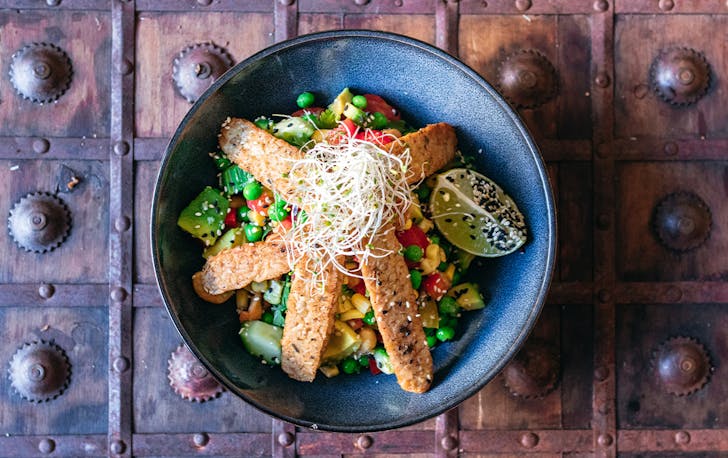 a tofu salad bowl