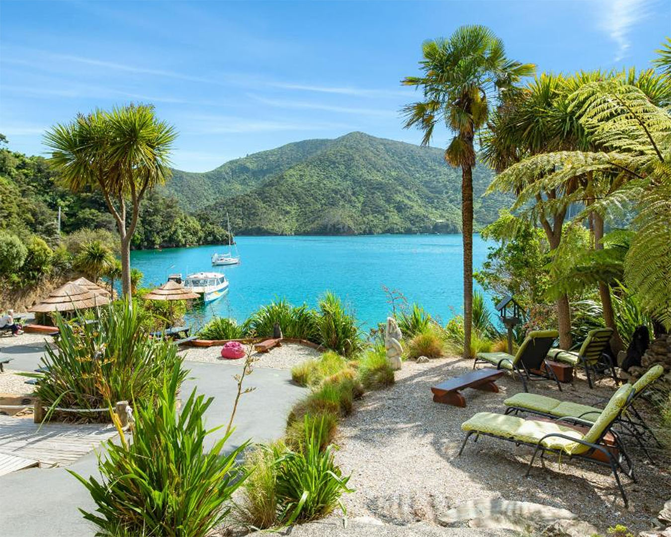 The stunning Lochmara Lodge on The Queen Charlotte Track.