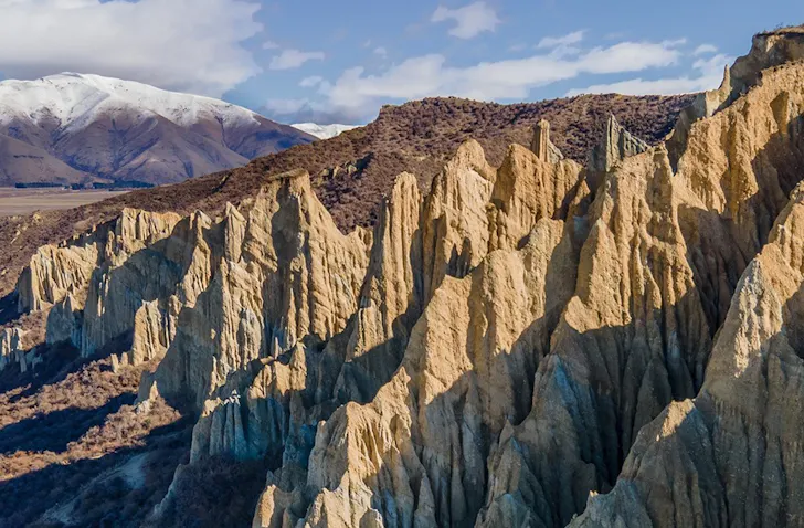 CLAY CLIFFS IN OMARAMA