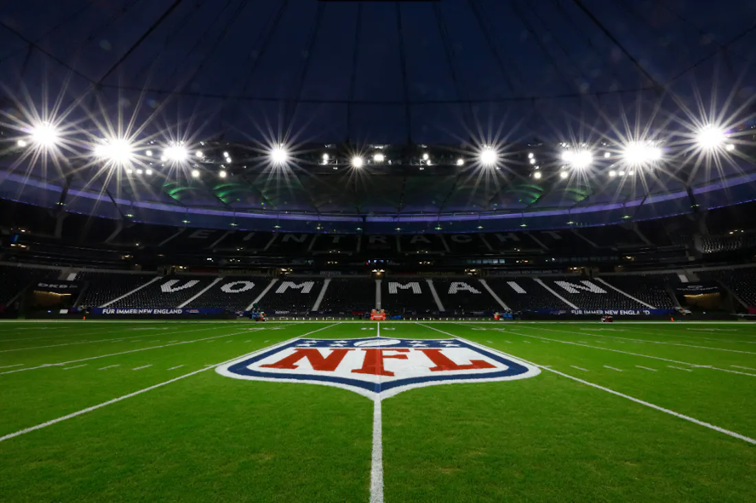 Score A Sleepover Inside The Super Bowl Stadium In Los Angeles With This Once-In-A-Lifetime Prize Score A Sleepover Inside The Super Bowl Stadium In Los Angeles With This Once-In-A-Lifetime Prize