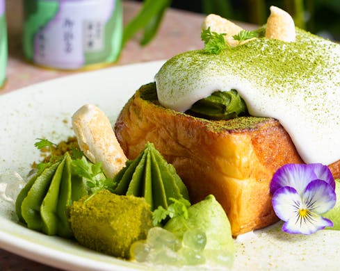 french toast from issho a japanese cafe and dessert house in haymarket japanese that does some of the best matcha in sydney 