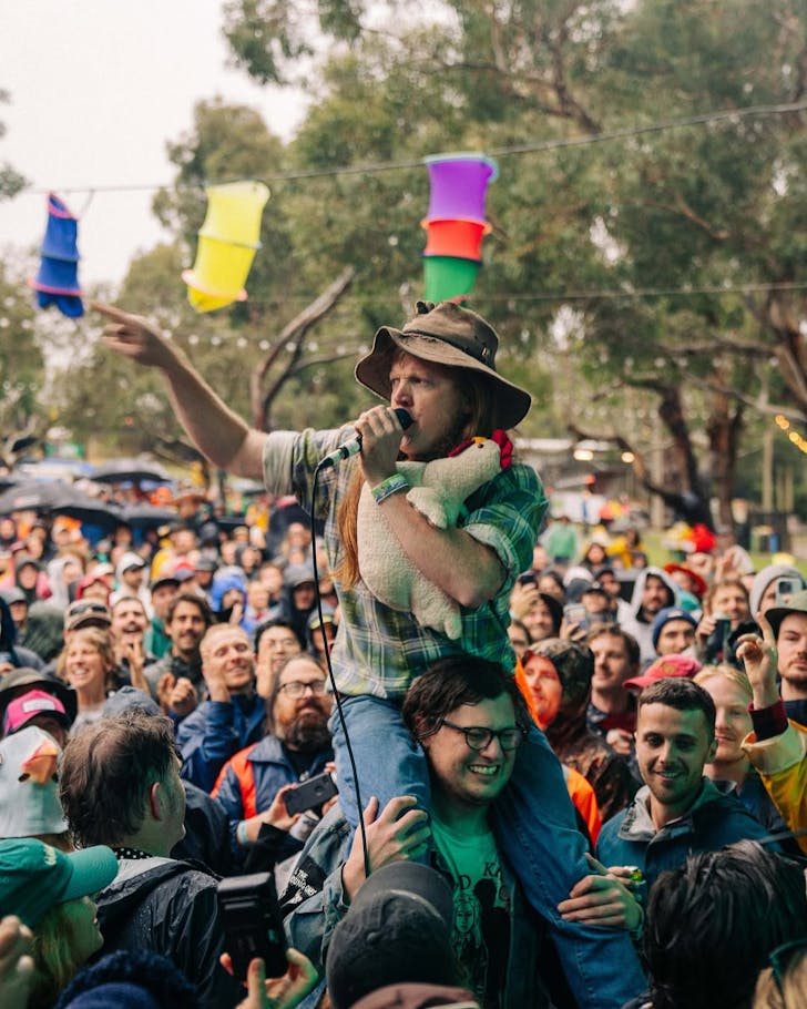 meredith music festival 2025 matty thompson crowd surfing moment