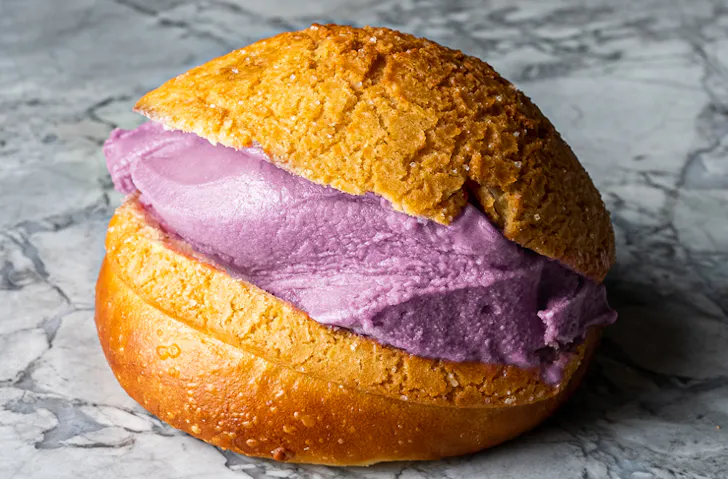A gelato sandwich