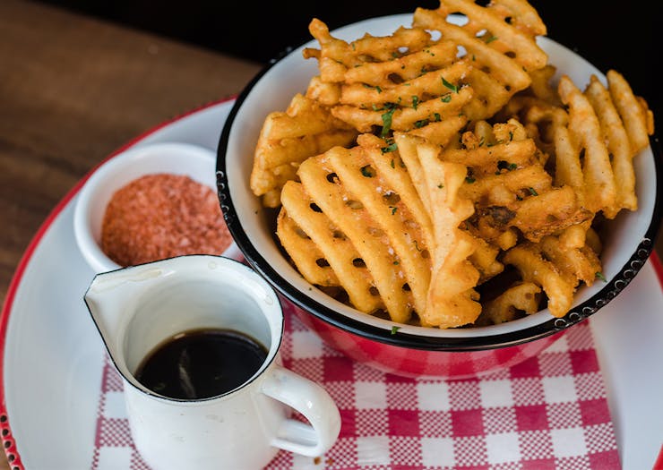 waffle fries with sauce