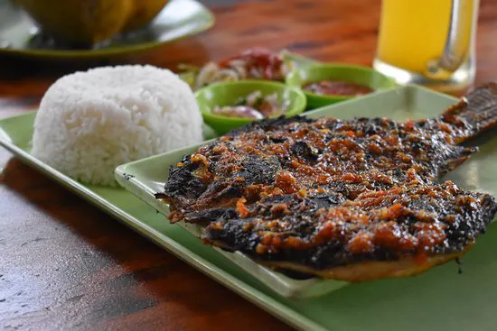 WARUNG MUJAIR NYAT-NYAT | Kintamani