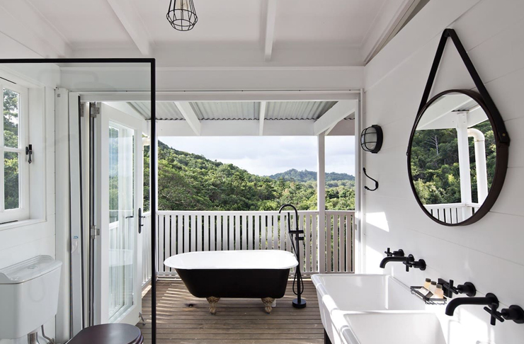 an outdoor bath at one of Noosa's best accommodation spots