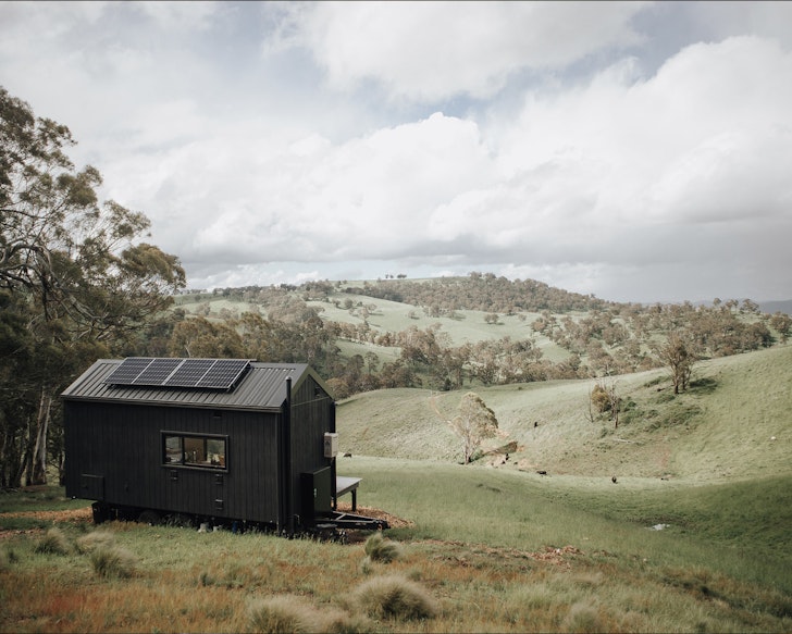 tiny home nsw vera oberon accommodation near sydney unyoked