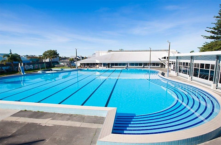Onehunga War Memorial pool
