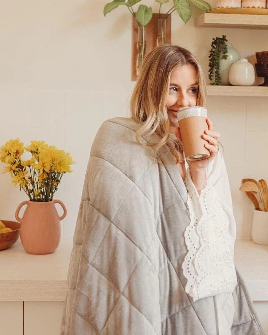 Oodie calming online blanket