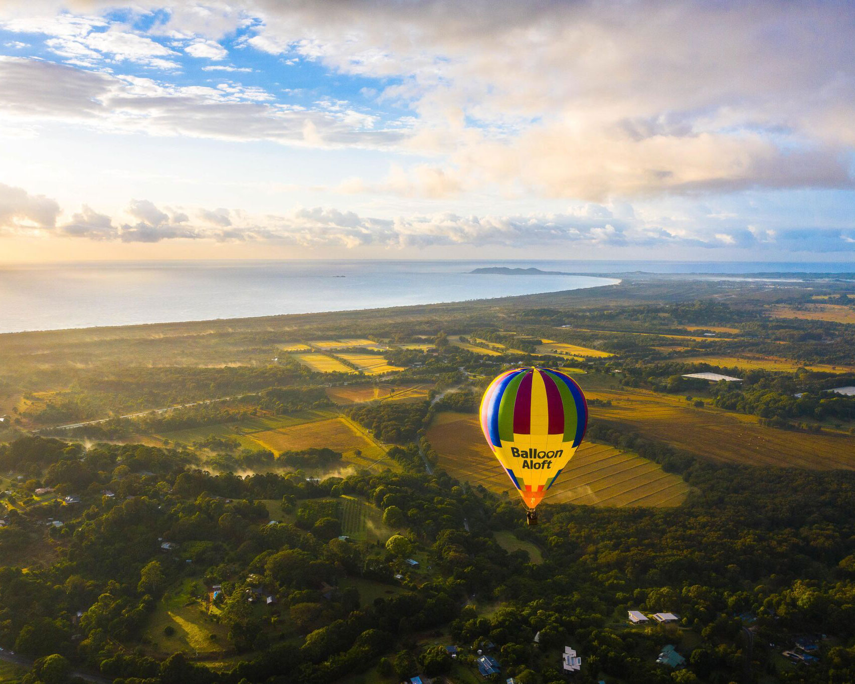 A hot air balloon ride over Byron Bay, a great outdoorsy gift