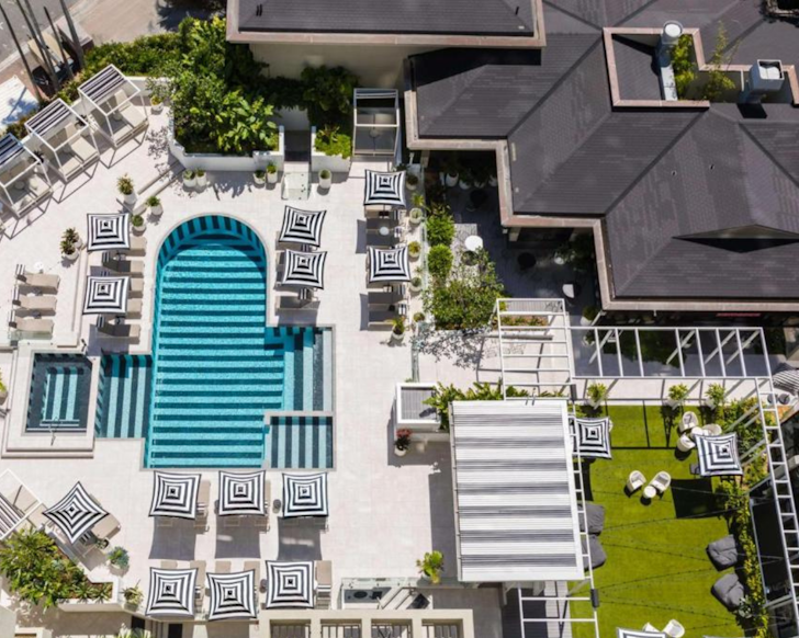 qt hotel best gold coast hotels accommodation queensland surfers paradise stay