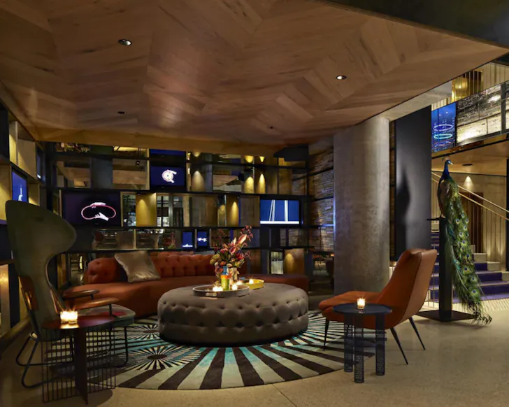 QT Melbourne Hotel