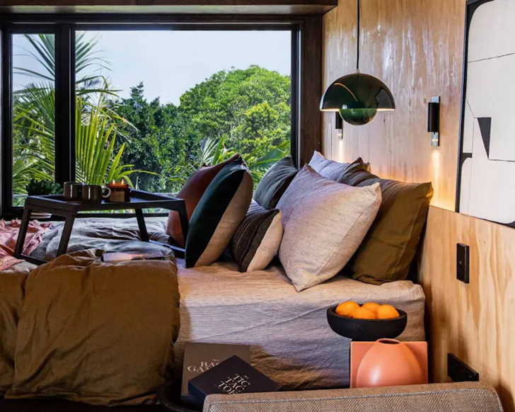 qtQT cabin room, one of the best gold coast hotels in surfers paradise
