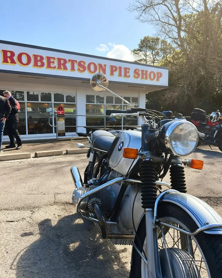 Robertson Pie Shop