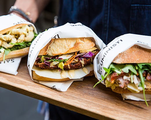 saluministi-melbourne-causeway