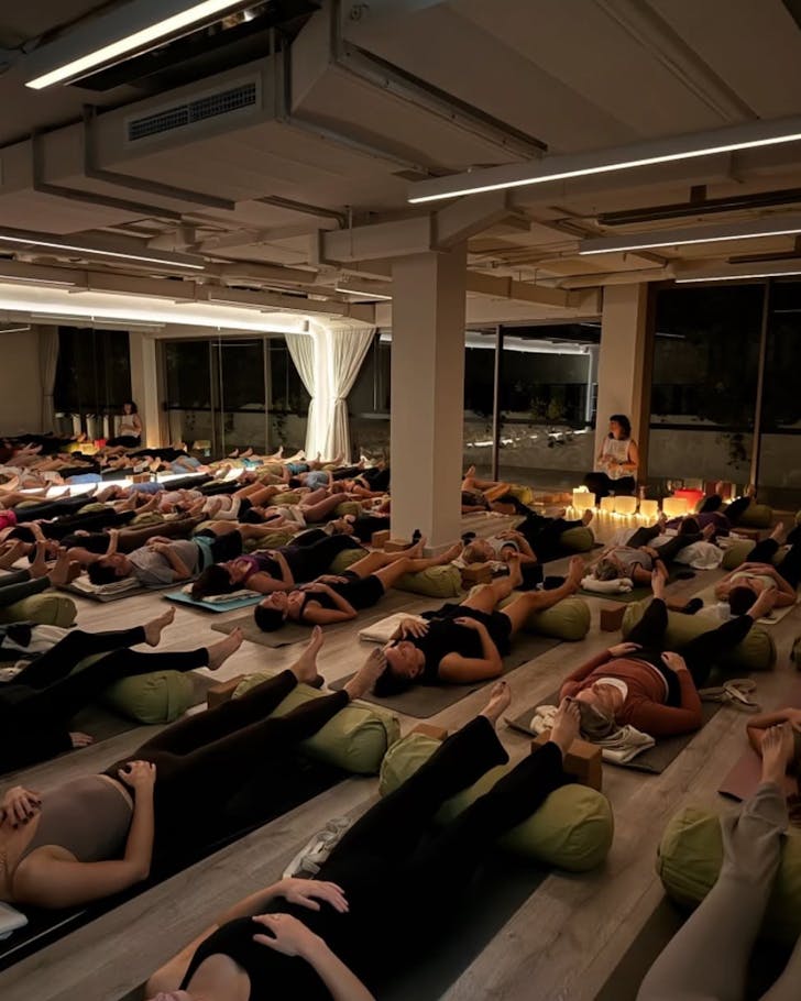 free community yoga class at sarana bondi