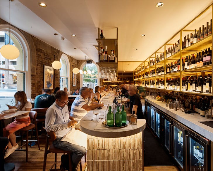 solo dining sydney, de vine food and wine