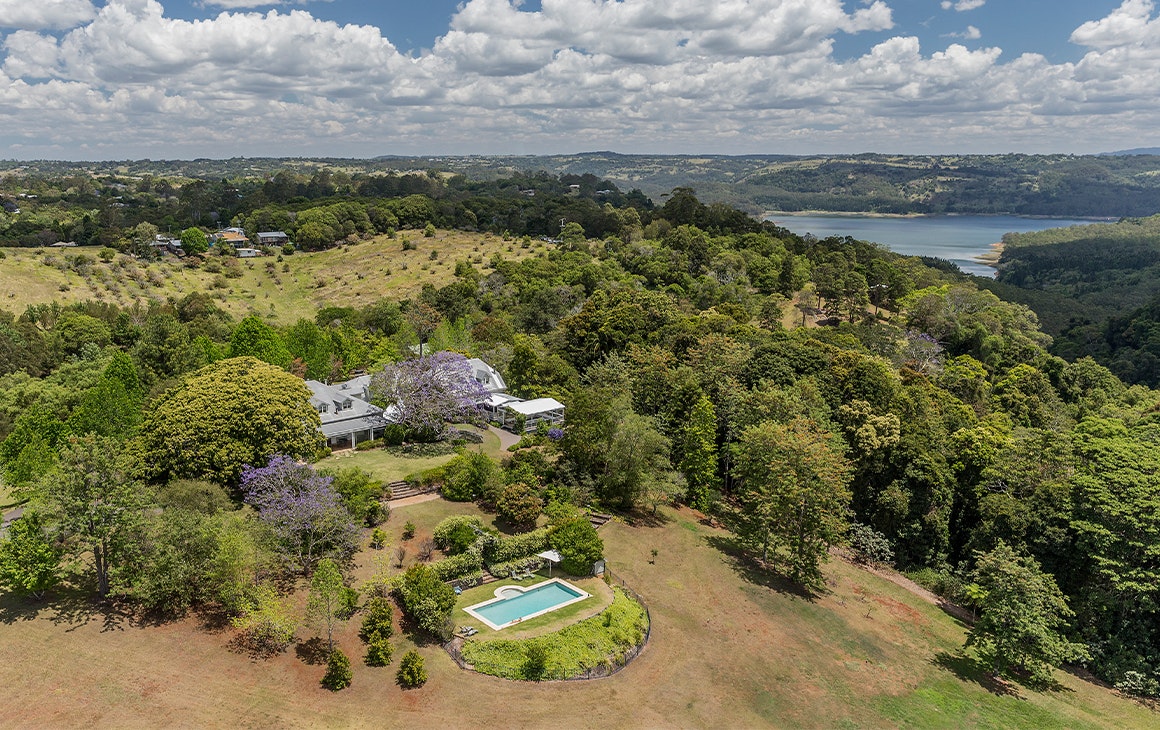 Spicers Clovelly Estate from the air