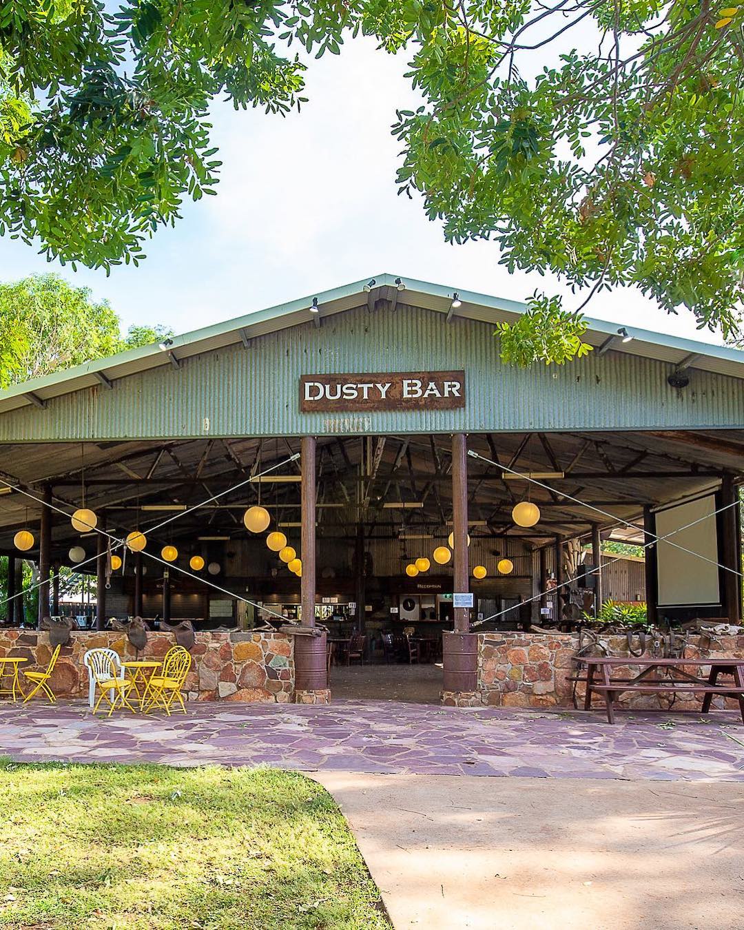 Dusty Bar at Home Valley
