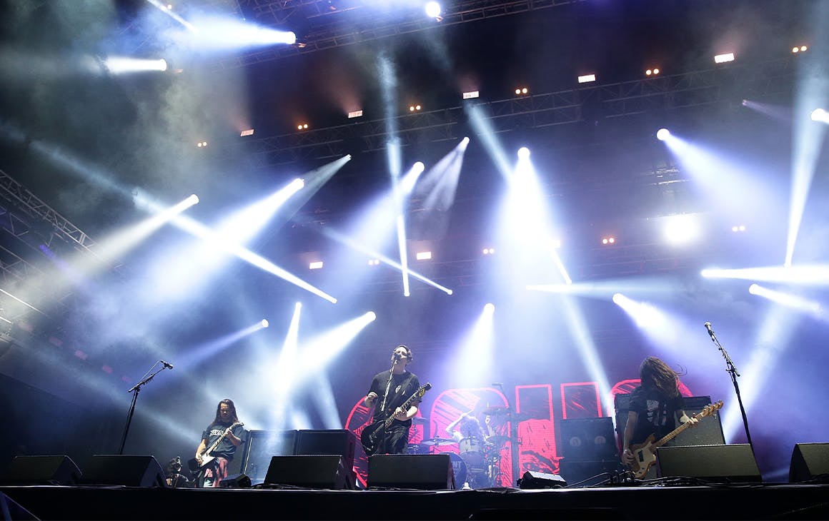 violent soho on stage