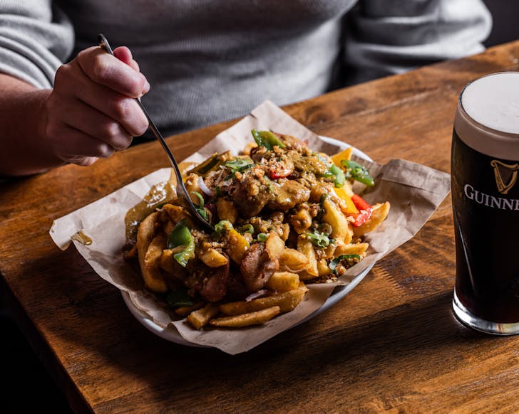 sydney's best cheap eats and dining deals sunday shenanigans at taphouse