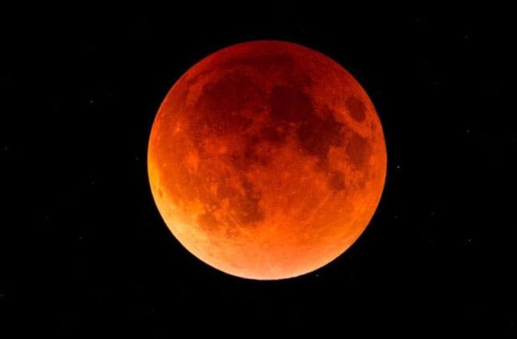 Here’s Where To Watch This Super Blue-Blood Moon In Auckland