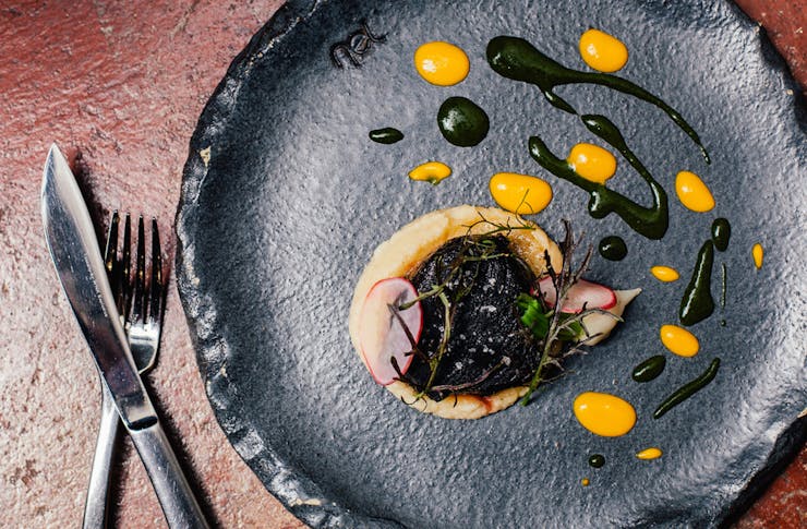 these-8-epic-restaurants-are-giving-away-free-wine-urban-list-sydney