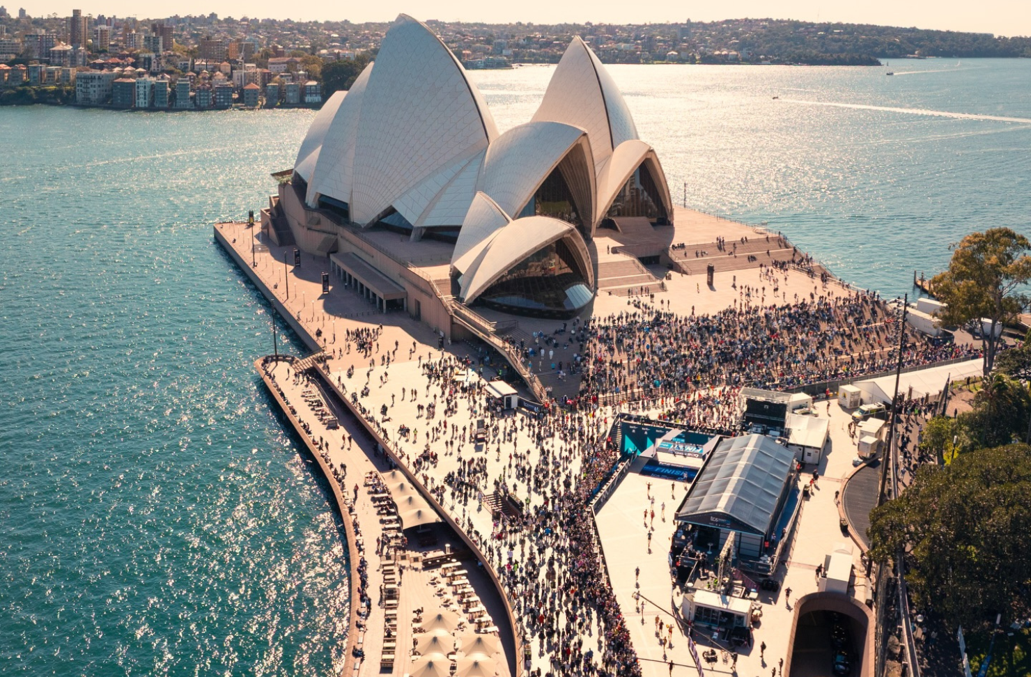 Runners approach the Opera House during the Sydney Marathon