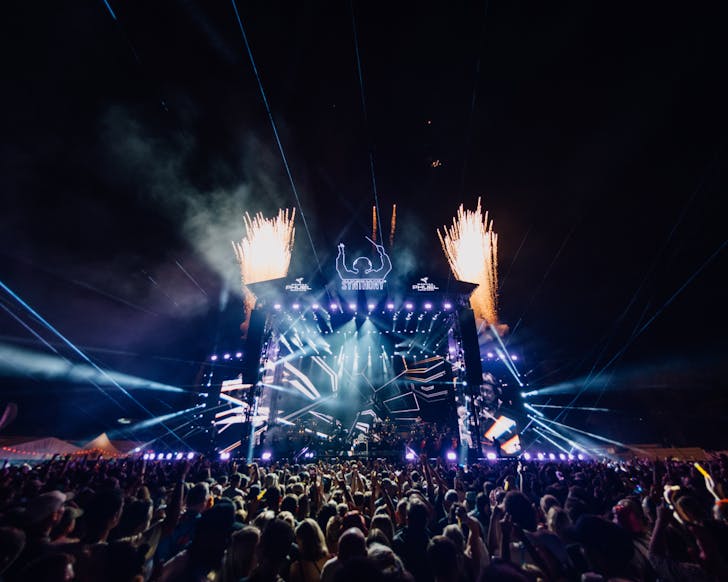 A massive stage with fireworks at Synthony.