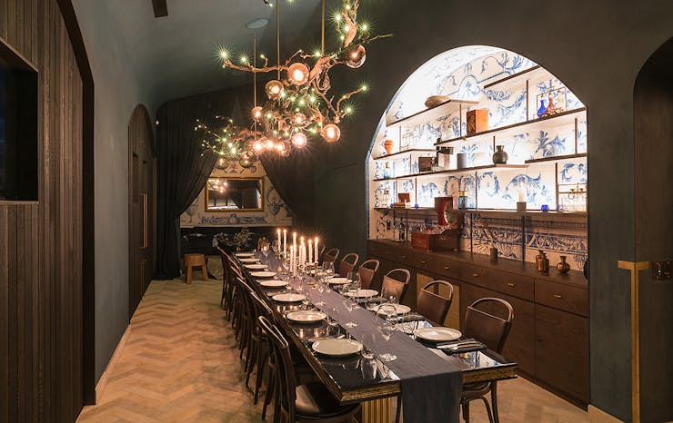 The private room at Tantalus Estate, Waiheke showing a long table with gorgeous furnishings