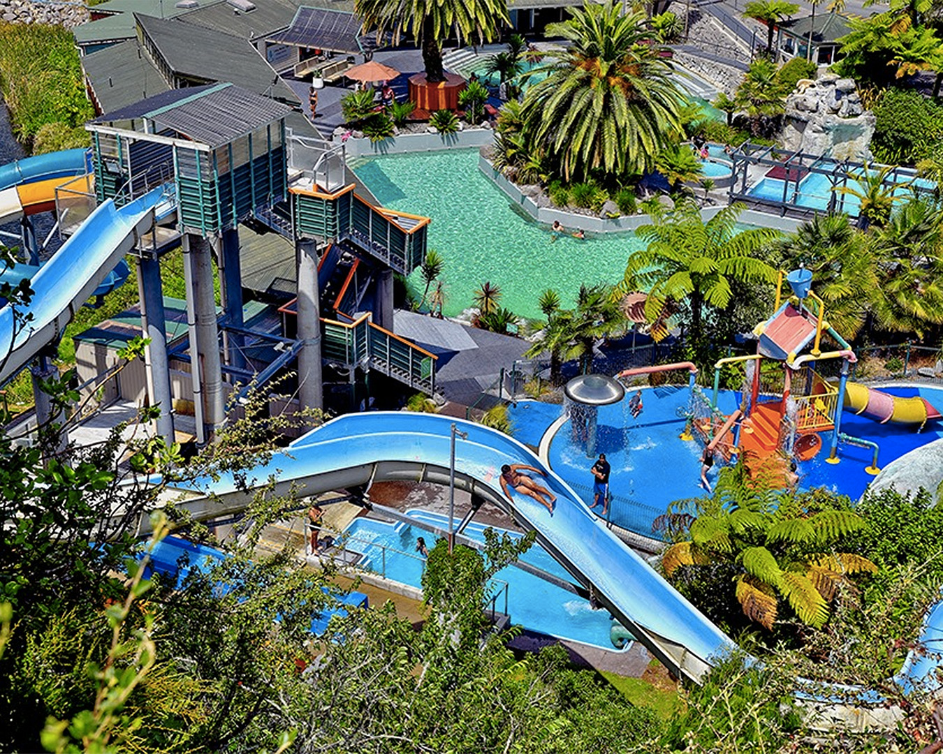 Water slides at Taupo DeBretts.