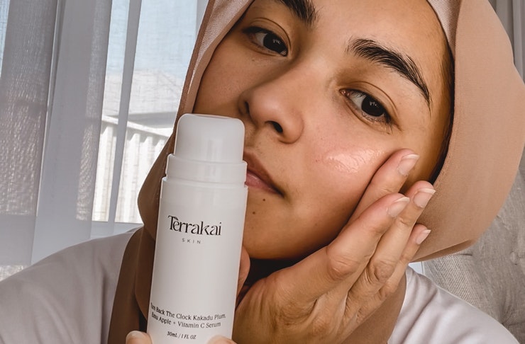 A model using a Terrakai skin serum. 