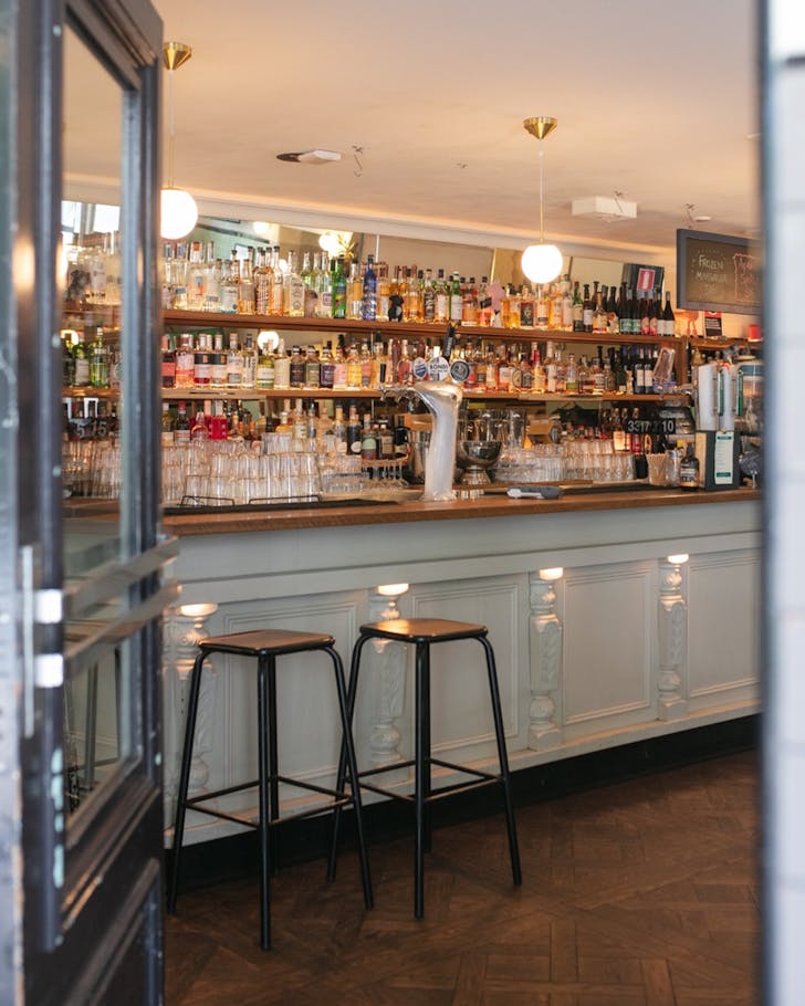 the carrington carro pub surry hills one of the best pubs in Sydney